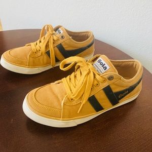 Gola sneakers! Great condition! Only worn twice. Mens size 7, womens size 8.5/9.